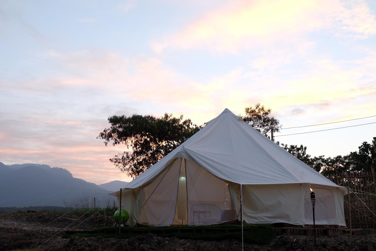 Готель Camp Story Chiangmai Чіангмай Екстер'єр фото