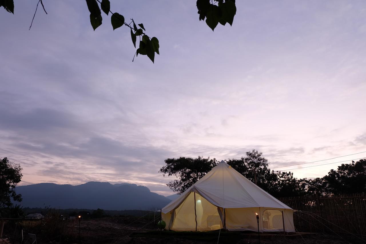 Готель Camp Story Chiangmai Чіангмай Екстер'єр фото