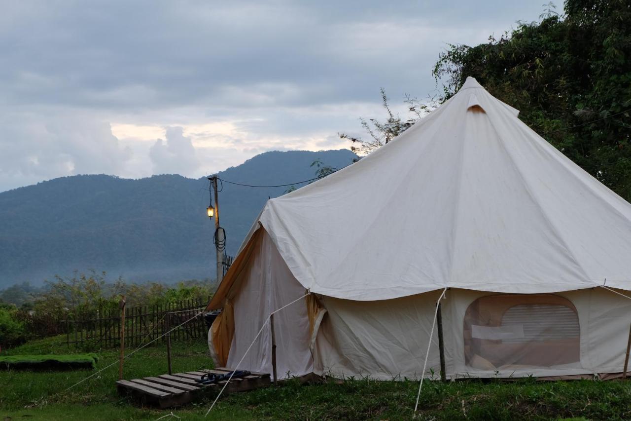 Готель Camp Story Chiangmai Чіангмай Екстер'єр фото