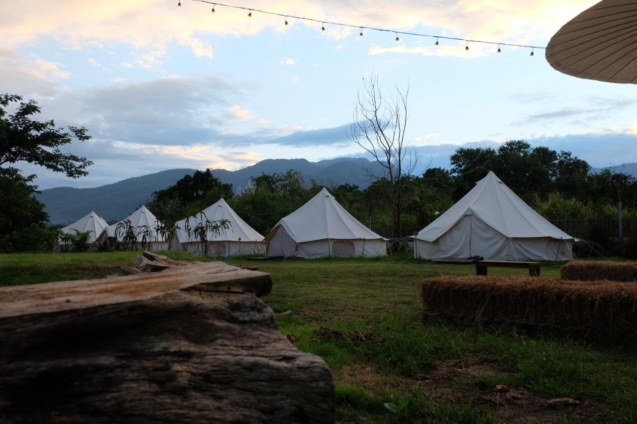 Готель Camp Story Chiangmai Чіангмай Екстер'єр фото